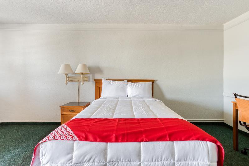 Hemp Inn Oklahoma City South Esterno foto